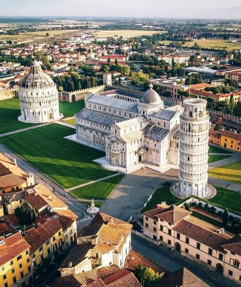 Pisa Tower, Pisa Italy, Rome City, Italy Landscape, Italian Interior Design, Italy Aesthetic, European Destinations, Tuscan Style, Visit Italy