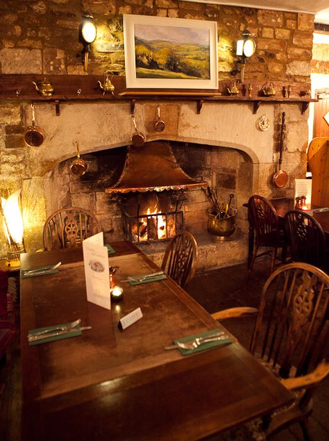 Every good country pub needs a good fireplace Cafe Fireplace, Country Fireplace, Cosy Fireplace, Country Pub, Pub Interior, Pub Sheds, Pub Design, Home Pub, British Pub