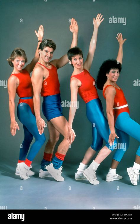 1980s Aerobics, 80s Men Fashion, 80s Workout Clothes, 80s Fashion Men, 80s Men, Living Photo, 80s Retro, Hijab Dress, 80s Fashion