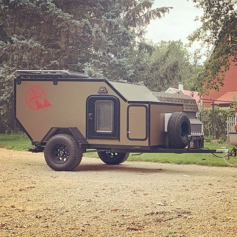 Square Drop Trailer, Square Drop Camper, Offroad Teardrop Camper, Homemade Trailer, Mini Caravan, Teardrop Campers, Teardrop Camper Trailer, Diy Camper Trailer, Expedition Trailer