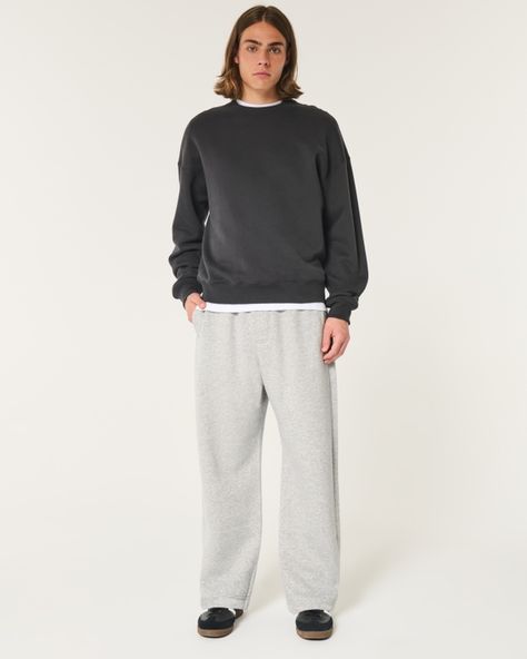 Clothing for Women & Men | Teen Clothing | Hollister Co. Mens Outfits Sweatpants, Hollister Outfits Men, Men Comfy Outfit, Baggy Sweatpants Outfit Men, Sweatpants Outfit Men, Baggy Sweatpants Outfit, Men's Sleepwear & Loungewear, Outfits Sweatpants, Hollister Clothes