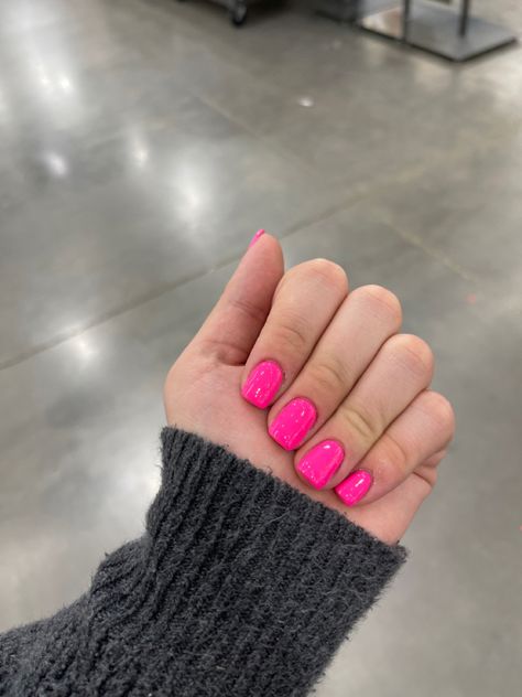 Short square acrylic nails with dnd gel polish! Dnd Summer Nails, Dnd Tutti Frutti 719, Dnd Tutti Frutti, Summer Nails Dnd, Neon Dnd Colors, Dnd Gel Polish Colors Neon, Dnd Summer Colors, Dnd Hot Pink, Baby Shower Nails Girl