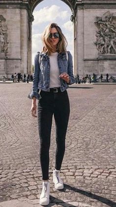 Cali Style Outfits, Spring Outfit Women, Rok Outfit, Jacket Outfit Women, Jean Jacket Outfits, Western Wear Outfits, Denim Jacket Outfit, Neue Outfits, Casual Work Outfits