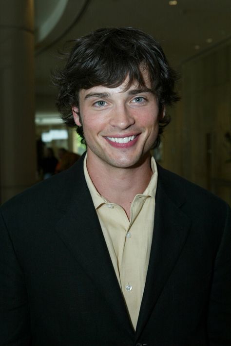 Tom Welling 2000s, Brandon Campbell, Aaron Blackford, Smallville Clark Kent, Blake Anderson, Tom Welling Smallville, Tom Welling, Men's Toms, Clark Kent