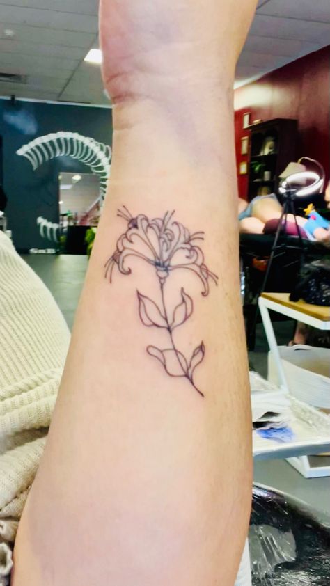 Honeysuckle Tattoo, Mother Daughter Tattoos, Tattoos For Daughters, Tattoos And Piercings, Arm Tattoo, Flower Drawing, Maple Leaf Tattoo, I Tattoo, Cool Tattoos