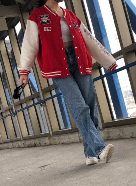 Varsity Jacket Y2k, Letter Man Jacket Outfits Women, Red Varsity Jacket Outfit Aesthetic, Y2k Varsity Jacket, Red And White Varsity Jacket Outfit, 90s Letterman Jacket Outfit, Vintage Letterman Jacket Outfit, Red Letterman Jacket Outfit, Red Baseball Jacket Outfit