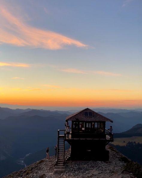 mt. fremont fire lookout Mt Fremont Lookout, Mount Rainier Fire Lookout, Mount Fremont Lookout Trail, Fire Lookout Aesthetic, Firewatch Aesthetic, Mothman Aesthetic, Pnw Summer, Fire Watch, Fire Lookout