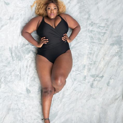 Unfiltered, unedited, and undeniably fierce. ✨ This is what owning your body looks like—every pose, every curve. Be bold, be proud, be you. #PlusSizeBeauty #EmpowermentThroughFashion #LoveYourself Lying On The Floor, Photo Of Woman, Madeleine Fashion, Woman In Black, Women Photography, Black One Piece Swimsuit, Plus Size Beauty, Black One Piece, Summer Chic