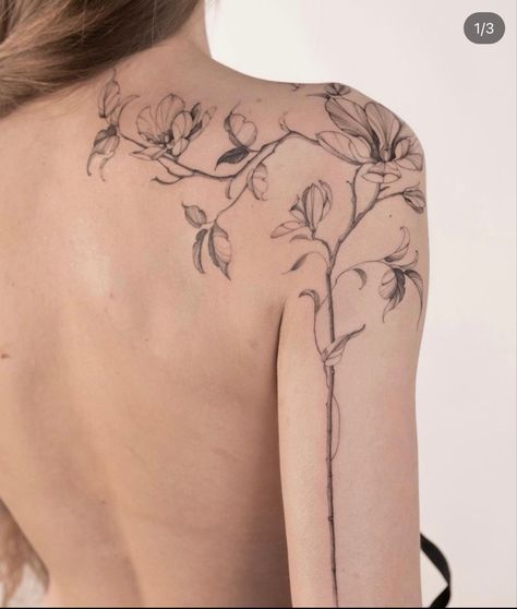 Tattoos Artistic, Collar Bone Tattoos, Artistic Drawings, Floral Back Tattoos, Magnolia Tattoo, Shoulder Blade Tattoo, Orchid Tattoo, Tattoo Aesthetic, Bone Tattoos