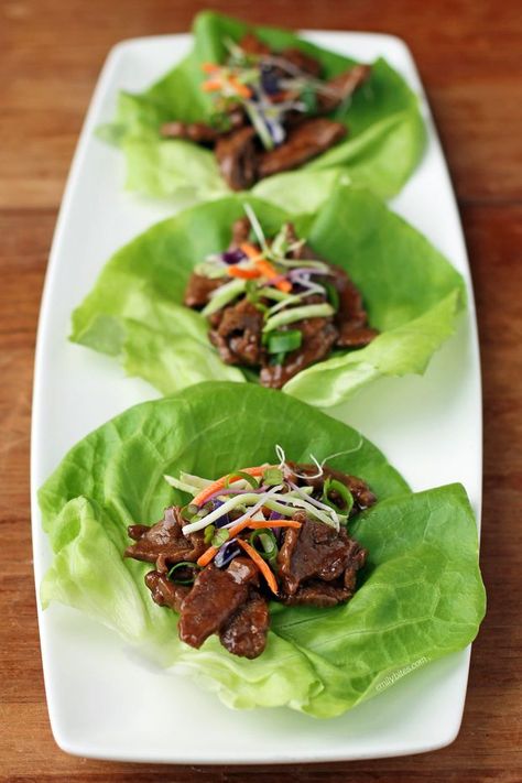 These Teriyaki Steak Lettuce Wraps are fresh, flavorful and perfect for weeknight meals! Just 233 calories or 5 Weight Watchers Freestyle SmartPoints for 3 wraps! www.emilybites.com Steak Lettuce Wraps, Emily Bites, Teriyaki Steak, Lettuce Wraps Healthy, Steak Wraps, Seared Salmon Recipes, Chimichurri Recipe, Wrap Recipe, Lettuce Wrap