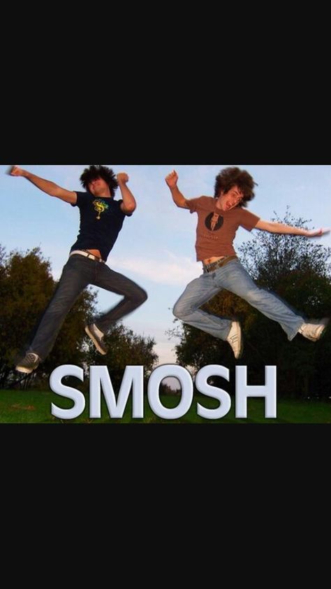 Smosh funny Alexa + Core + Aesthetic, 2000s Posters, Smosh Squad, Smosh Games, Anthony Padilla, Try Guys, Tyler Oakley, Smosh, Pose References