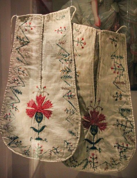 18th Century Pockets, Sewing Pockets, 18th Century Dress, 18th Century Costume, 18th Century Clothing, Canal House, Van Gogh Museum, 18th Century Fashion, Century Clothing