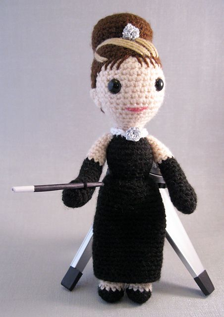 Ravelry: Audrey Hepburn pattern by Lucy Collin Amigurumi People, Crochet People, Crochet Music, Crochet Grandma, Disney Amigurumi, Diy Gothic, Crochet Characters, Play Sets, Crochet Stars