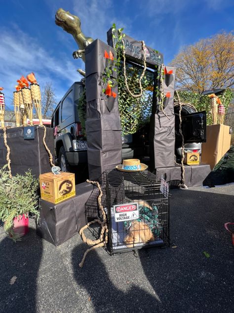 Jumanji Trunk Or Treat, Jurassic Park Trunk Or Treat Ideas Jeep, Trunk Or Treat Ideas For Jeep Wrangler, Jurassic Park Trunk Or Treat Ideas, Jurassic Park Trunk Or Treat, Trunker Treat Ideas, Homecoming Floats, Trunk Or Treat Ideas, Jurassic Park Birthday