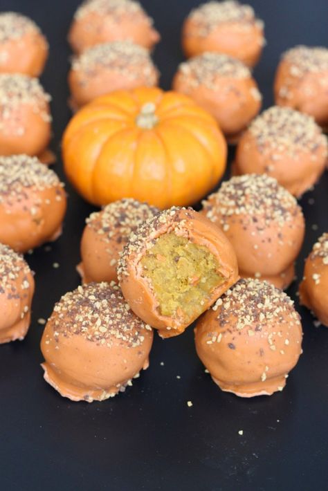 Pumpkin Spice Cake Balls | The BakerMama Spice Cake Balls, Pumpkin Spice Cake Balls, The Baker Mama, Baker Mama, Cake Ball, Halloween Cake Pops, Pumpkin Spice Cake, Halloween Cake, Pumpkin Flavor