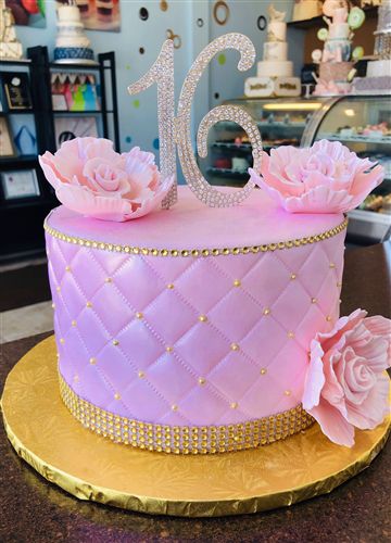 Pretty Pink Sweet 16 Quilted Fondant Birthday Cake Pink Sweet 16, Fondant Cakes Birthday, Pretty Pink, Cake Ideas, Sweet 16, Pretty In Pink, Fondant, Birthday Cake, Cake