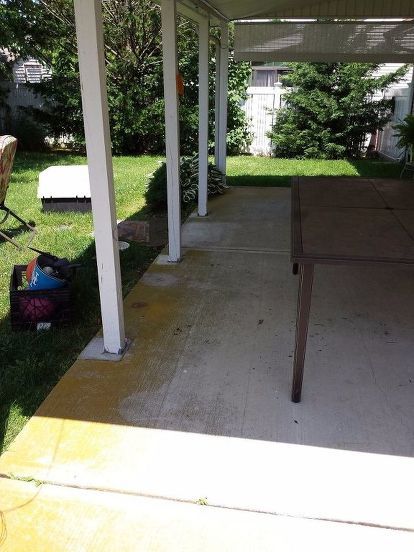 Beach Patio Ideas, Small Covered Patio, Patio Redo, Concrete Patio Makeover, Homemade Garden, Patio Remodel, Patio Decorations, Cement Patio, Power Wash