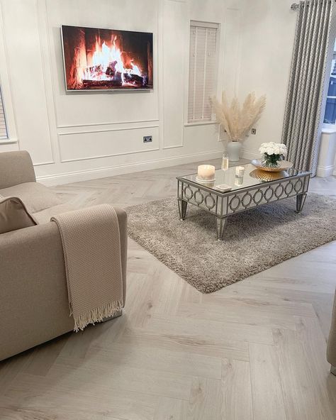 ✨Transform your living room into a cosy retreat with the rustic allure of our Herringbone Pearl Oak Laminate flooring. Experience durability and style effortlessly combined. 🌟 📸@alexsimpsonhome #directwoodflooring #laminateflooring #woodflooring #homeinspiration #livingroomideas #flooringideas #homeflooringideas #flooringdesign #flooringtiles #flooring Direct Wood Flooring, Floor Living Room, Oak Laminate Flooring, Oak Laminate, Wood Flooring, House Flooring, Floor Design, Laminate Flooring, Wood Floors