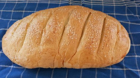 Vienna Bread, Petite Kitchen, Bread Maker Recipes, Easter Bread, Loaf Recipes, Bread Bun, Yeast Bread, Bread Maker, Bread Machine Recipes