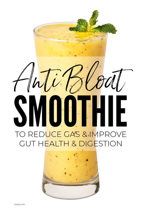 An anti bloat smoothie to relieve bloating from gas. This digestive smoothie including pineapple, papaya, coconut oil, keffir and ginger plus cabbage can improve gut health and help tackle the bacteria that can be the cause of bloating from gastritis. #bloating #bloatingremedies #getridofbloating Digestive Smoothie, Bloat Smoothie, Digestion Smoothie, Anti Bloat Smoothie, Bloated Belly Remedies, Anti Bloat, Gut Health Diet, Bloated Stomach, Improve Gut Health