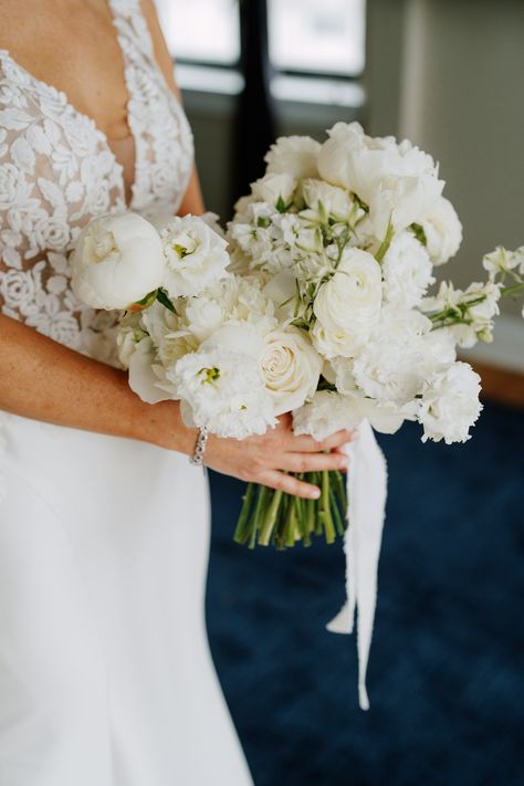 Close up of white bridal bouquet. Captured by @patfurey and created by @rosehipsocial Round Wedding Bouquets White, Round White Bouquet, White And Quicksand Rose Bouquet, Round White Rose Bouquet, Fluffy White Bridal Bouquet, Box House, White Bridal Bouquet, Box Houses, White Bridal