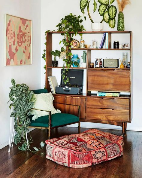 Acrylic Floor Lamp, Pink Velvet Couch, Chicago Apartment, Bright Decor, Floor Pouf, Ray Of Sunshine, Hollywood Hills, Furniture Companies, Architectural Digest