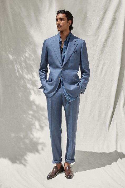 Brioni Menswear, Men Graduation Outfit, Linen Suits For Men, Summer Suits Men, Light Blue Suit, Retro Suits, Mens Wedding Attire, Blue Suit Men, Wedding Guest Attire