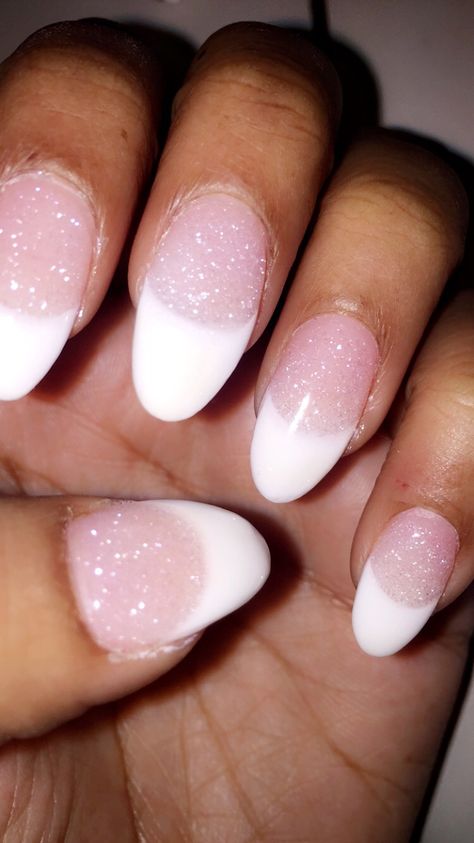 Powder Dip Acrylic Nails, Sparkle Base French Tip, Pink And White Nails With Glitter, Hot Pink Sparkle Nails Acrylic, Glitter Nail French Tip, White Sparkle French Tip, Pink Sparkle Dip Nails, Glitter White French Tips, White French Tip With Glitter Top Coat