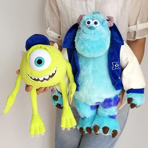 James P Sullivan, Big Eyes Doll, Disney Monsters, Mike Wazowski, Monsters University, Birthday Toys, Monster University, Disney Plush, Kawaii Room