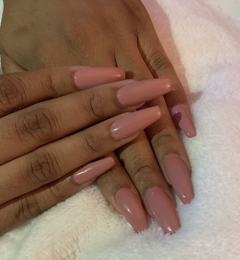 Cute Gel Nails Plain Color, Nails Idea Solid Color, Solid Coffin Acrylic Nails, Plain Gel Nail Ideas, Plain Nail Color Ideas, Solid Colour Acrylic Nails, Solid Color Acrylic Nails Coffin, Nail Colors For Spring 2023, Simple Solid Color Nails