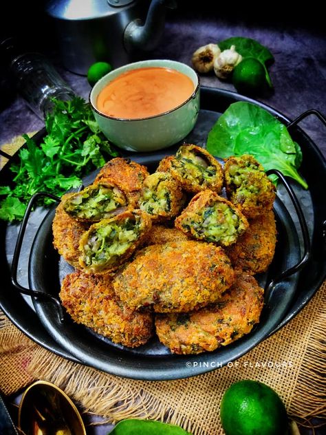 These Vegan Spanish Spinach Croquettes - Air Fried are popular in Spanish bars all around the world. They’re easy to make, full of flavor, and make Mix Vegetable Recipe, Veggie Cakes, Mix Vegetable, Vegetable Recipe, Vegan Appetizers, Mixed Vegetables, Croquettes, Vegan Butter, Delicious Vegan Recipes