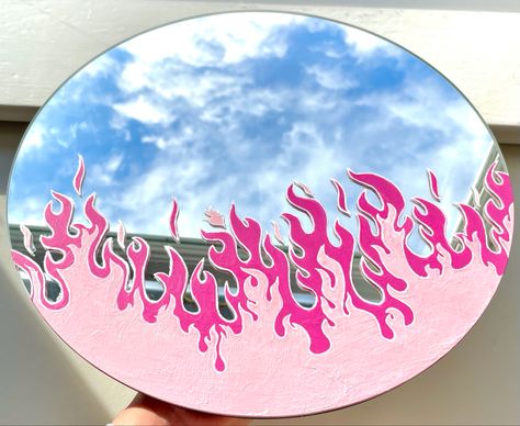 Small Mirror Painting Ideas Easy, Circle Mirror Painting, Mirror Painting Ideas Easy, Mirror Painting Ideas Art, Painted Mirror Frame, Mirror Painting Ideas, Painted Mirrors, Funky Mirrors, Painted Mirror Art