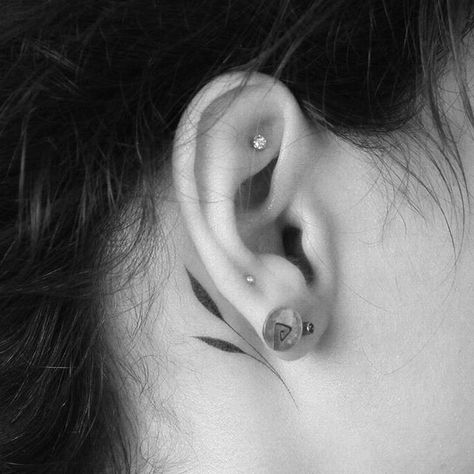 Tattoo Behind Ear, Vegan Tattoo, Stick N Poke Tattoo, Botanical Tattoo, Poke Tattoo, Hand Poke, Stick And Poke, Tattoo Models, Ear Tattoo