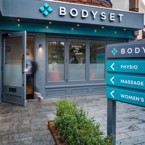 Cobham Physiotherapy - Get the best out of your body - Bodyset Physiotherapy Clinic Design, Physiotherapy Clinic Gym Design, Physiotherapy Advertisement Poster, Physiotherapy Ads, Physiotherapy Equipment, Benefits Of Physiotherapy, Backyard Gym, Physiotherapy Clinic, Clinic Interior