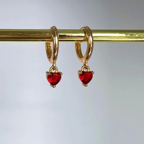 Simple Red Earrings, Red Gold Earrings, Red And Gold Earrings, Red Earrings Aesthetic, Gold And Red Jewelry, Gold And Red Earrings, Red And Gold Jewelry, Gold Red Earrings, Jewellery Bag