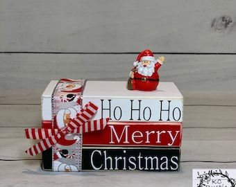 Christmas Wood Stack Books, Christmas Book Stacks, Christmas Decorations Cricut, Wood Book Stacks, Christmas Tray Decor, Christmas Tiered Tray Decor, Tray Decor Christmas, Tier Trays, Block Craft