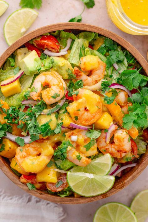 Enjoy the perfect blend of flavors with this refreshing mango shrimp salad recipe, featuring perfectly cooked shrimp and creamy avocado. This flavorful dish is perfect for lunch or dinner.rn Mango Shrimp Salad, Shrimp Salad Recipes Healthy, Prep Dinners, Loin Recipes, Shrimp Salad Recipe, Salad With Shrimp, Creamy Cajun Shrimp Pasta, Shrimp And Avocado, Pineapple Salad