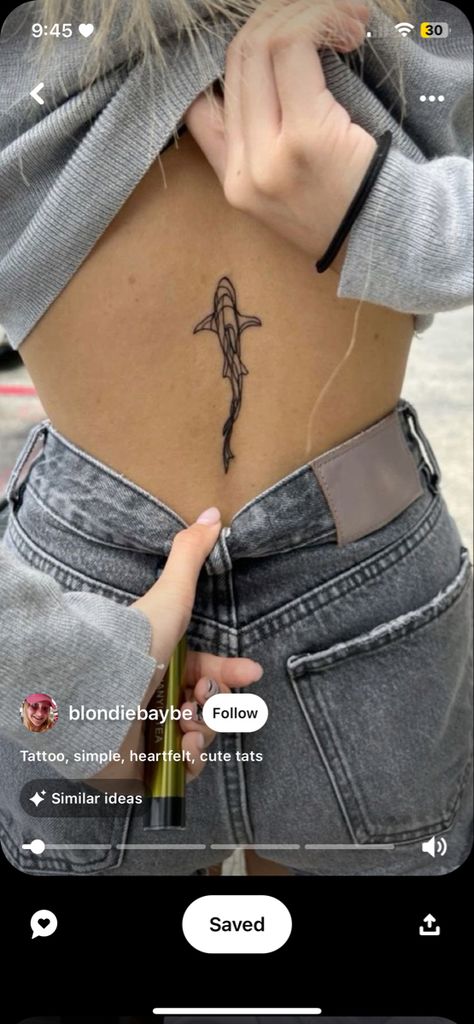 Back Fish Tattoo, Back Tattoo Women Spine, Stingray Tattoo, Small Back Tattoos, Cowgirl Tattoos, Small Girly Tattoos, Wicked Tattoos, Shark Tattoo, Bff Tattoos