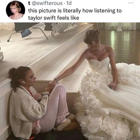 Keleigh Sperry, Taylor Swift Playlist, Estilo Taylor Swift, Taylor Swift Music, Red Taylor, Taylor Swift Songs, Taylor Alison Swift, Perfect Hair, Mermaid Wedding Dress