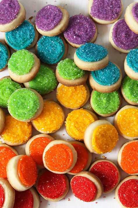 Pride Baking, Pride Treats, Pride Desserts, Pride Picnic, Pride Cookies, Cookies Sprinkles, Rainbow Recipes, Rainbow Sugar Cookies, Cookies With Sprinkles