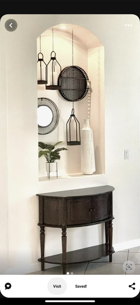 Wall Inset Decor, Recessed Wall Niche Decor, Alcove Decorating Ideas, Wall Niche Decorating, Niche Ideas Living Room, Wall Niche Ideas Living Room, Decorating A Niche In A Wall, Entryway Niche, Alcove Decor