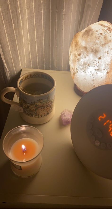 Evening Wind Down Aesthetic, Night Meditation Aesthetic, Night Yoga Aesthetic, Cozy At Home Aesthetic, Bedtime Routine Aesthetic, Cozy Evening Aesthetic, Aesthetic Evening Routine, Cozy Night Aesthetic, Evening Routine Aesthetic