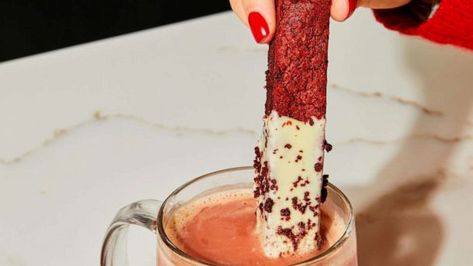 How to make Christina Tosi's red velvet shortbread sticks Shortbread Sticks, Red Velvet Shortbread Cookies, Gma Recipes, Christina Tosi, Red Velvet Recipes, Dessert Board, Cookie Sticks, Food Story, Bakers Gonna Bake