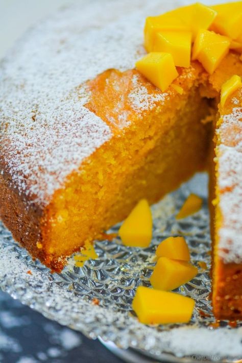 Moist Mango Pound Cake Recipe | ChefDeHome.com Mango Bundt Cake Recipes, Mango Pound Cake Recipe, Mango Pound Cake, Skincare Food, Mango Bread, Mango Desserts, Mango Dessert Recipes, Mango Dessert, Mango Cake