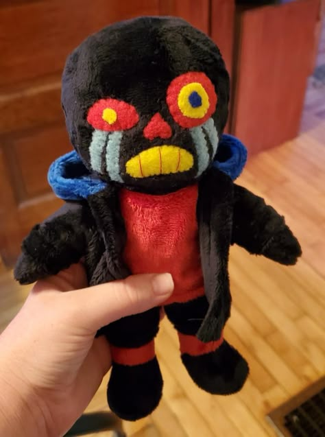 Character created by CrayonQueen. Plush adapted from the pattern by Car2inbitz. Error Sans Plush, Undertale Plush, Sans Plush, Ut Art, Error Sans, Anime Undertale, Undertale Cute, Sans Aus, Undertale And Deltarune