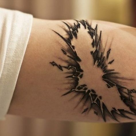 http://tattoomagz.com/adorable-black-batman-tattoos/black-hand-batman-tattoo/ Batman Logo Tattoo, Batman Tattoo Ideas, Batman Tattoos, Tattoo 2015, Bats Tattoo Design, Knight Tattoo, Batman Tattoo, Bat Tattoo, Custom Temporary Tattoos