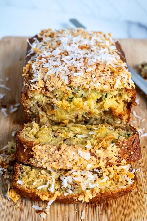 Simple & Moist Pina Colada Zucchini Bread Recipe – Tastilly Pineapple Zucchini Bread Recipes Moist, Pina Colada Zucchini Bread, Pina Colada Bread, Dream Pie Recipe, Copycat Recipes Desserts, Dream Pie, Poppyseed Bread, Pineapple Dream, Zucchini Loaf