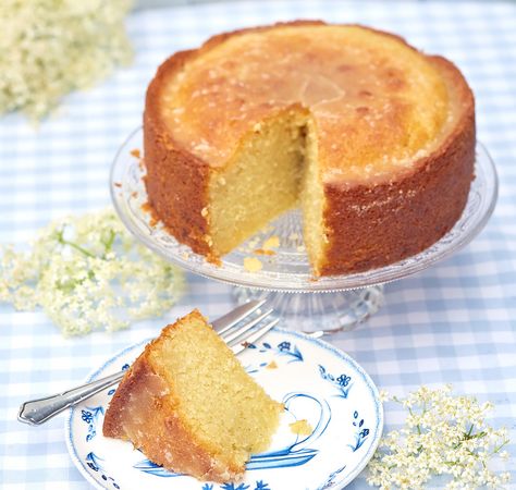 Elderflower Cake Recipe, Lemon Elderflower Cake, Elderflower Cake, Maple Syrup Cake, Plain Cake, Herb Bread, Leftover Cake, Sugar Cake, British Baking