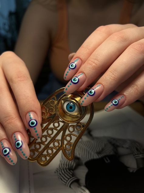 Turkish eye nails, manicure, hamsa, rings Hamsa Nails, Turkish Nails, Turkish Eye Nails, Eye Nails Design, Finger Claws, Evil Eye Nails, Eye Nail Art, Turkish Eye, Eye Nails