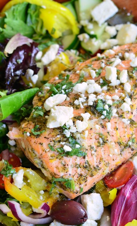 Greek Salmon Salad. This salad is made with fresh Garlic Lemon Basil Dressing and topped with succulent salmon that's been baked with lemon and herb marinade. Lemon Basil Dressing, Greek Salmon, Herb Marinade, Garlic Butter Salmon, Salmon Dinner, Lemon Basil, Baked Salmon Recipes, Pescatarian Recipes, Salmon Salad